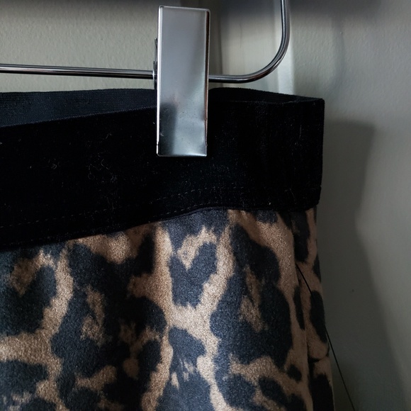 ZARA Suede Leopard Leggings - Picture 7 of 8